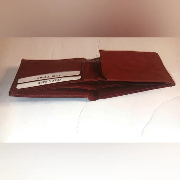 HOWLING WOLF SLIM BIFOLD LEATHER WALLET ,BROWN